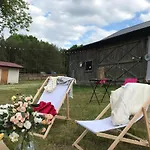 Siedlisko Barycz Kolonia, Dom Caloroczny Na Wylacznosc - 50 M2 6 Osobowy Z 2 Pokojami, Teren 2 Hektary Wsrod Lasow I Lak