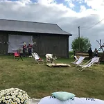 Siedlisko Barycz Kolonia, Dom Caloroczny Na Wylacznosc - 50 M2 6 Osobowy Z 2 Pokojami, Teren 2 Hektary Wsrod Lasow I Lak 아파트 *