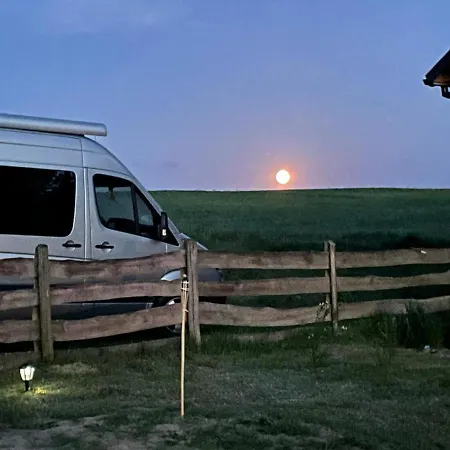 Siedlisko Barycz Kolonia, Dom Caloroczny Na Wylacznosc - 50 M2 6 Osobowy Z 2 Pokojami, Teren 2 Hektary Wsrod Lasow I Lak *