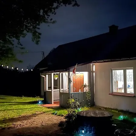 Lägenhet Siedlisko Barycz Kolonia, Dom Caloroczny Na Wylacznosc - 50 M2 6 Osobowy Z 2 Pokojami, Teren 2 Hektary Wsrod Lasow I Lak Zwolen (Zwolen)