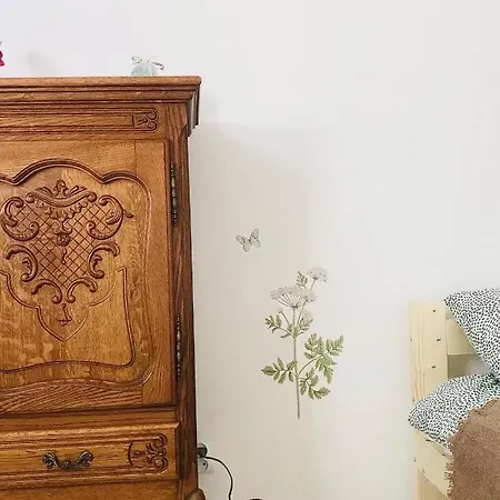 Siedlisko Barycz Kolonia, Dom Caloroczny Na Wylacznosc - 50 M2 6 Osobowy Z 2 Pokojami, Teren 2 Hektary Wsrod Lasow I Lak