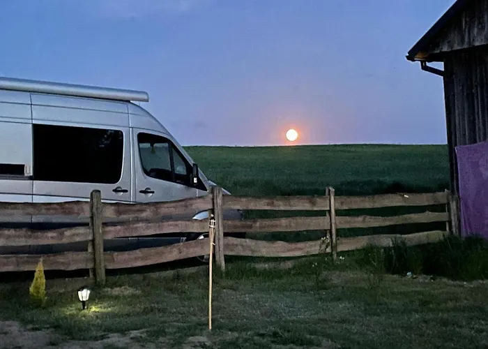 Siedlisko Barycz Kolonia, Dom Caloroczny Na Wylacznosc - 50 M2 6 Osobowy Z 2 Pokojami, Teren 2 Hektary Wsrod Lasow I Lak *