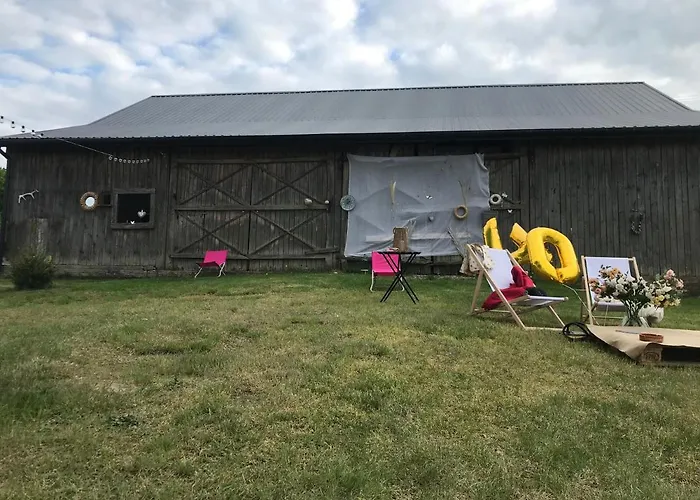 Siedlisko Barycz Kolonia, Dom Caloroczny Na Wylacznosc - 50 M2 6 Osobowy Z 2 Pokojami, Teren 2 Hektary Wsrod Lasow I Lak