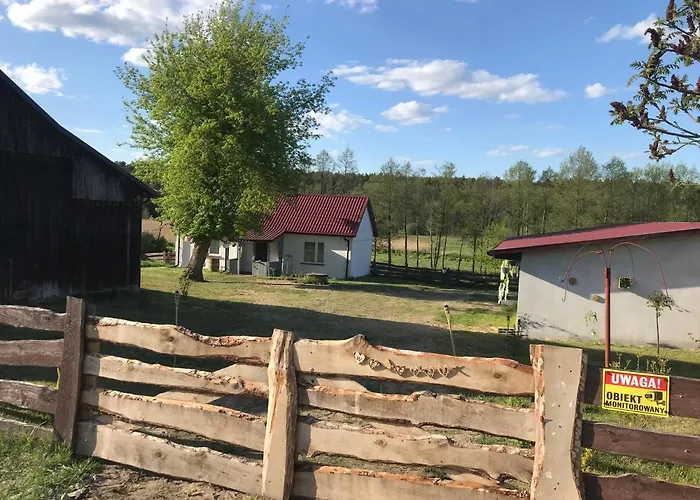 Siedlisko Barycz Kolonia, Dom Caloroczny Na Wylacznosc - 50 M2 6 Osobowy Z 2 Pokojami, Teren 2 Hektary Wsrod Lasow I Lak Zwolen (Zwolen)