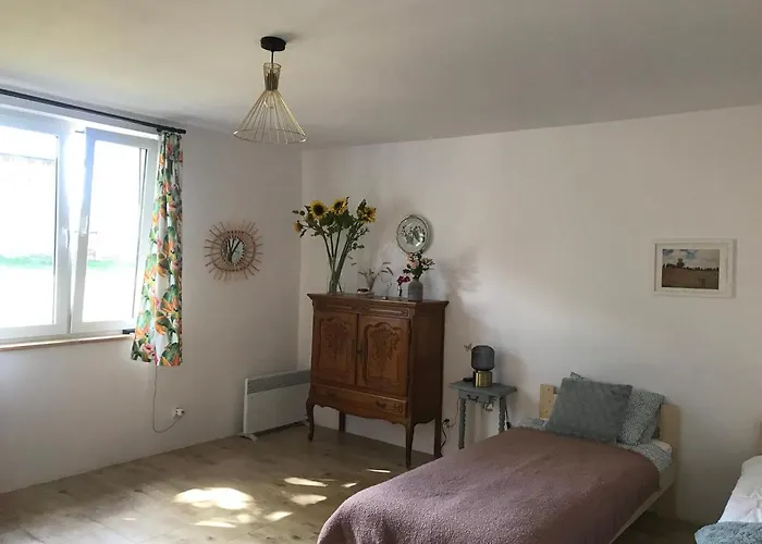 Siedlisko Barycz Kolonia, Dom Caloroczny Na Wylacznosc - 50 M2 6 Osobowy Z 2 Pokojami, Teren 2 Hektary Wsrod Lasow I Lak *